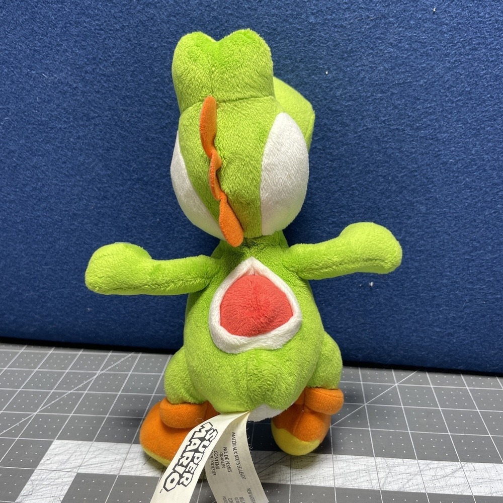 2021 Jakks Pacific Nintendo Super Mario Yoshi 10" Plush Stuffed Animal Toy Doll - Picture 3 of 6
